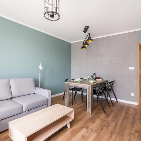 Poznan Serbska 2 Miejsca Parkingowe By Noclegi Renters エクステリア 写真