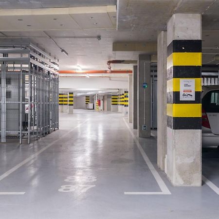 Poznan Serbska 2 Miejsca Parkingowe By Noclegi Renters エクステリア 写真