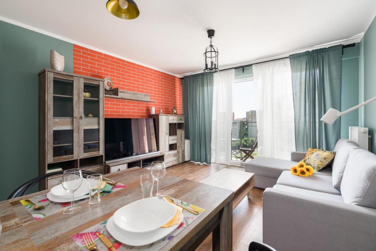 Poznan Serbska 2 Miejsca Parkingowe By Noclegi Renters エクステリア 写真