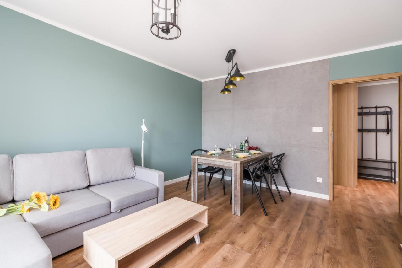 Poznan Serbska 2 Miejsca Parkingowe By Noclegi Renters エクステリア 写真