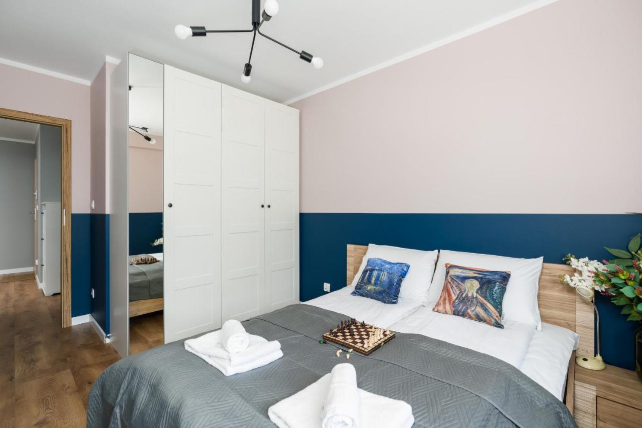 Poznan Serbska 2 Miejsca Parkingowe By Noclegi Renters エクステリア 写真